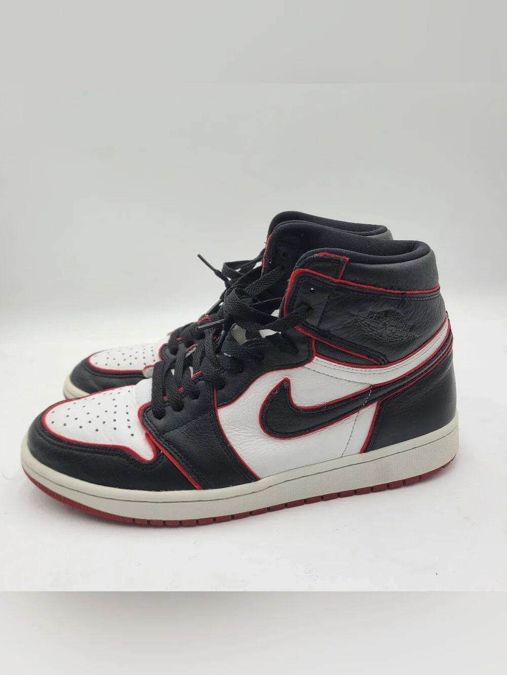 B38 Nike Air Jordan 1 Retro High OG Bloodline 2019 Black Red Sz 12 555088-062